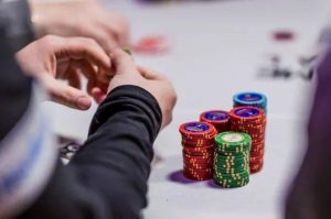 微扑克短牌玩法